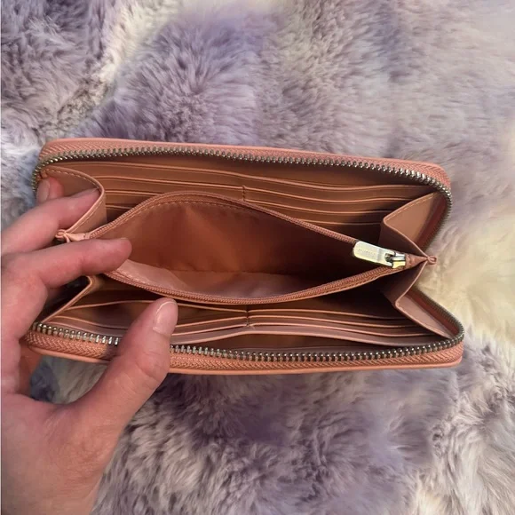 Coach Signature pink and brown Zip around wallet - Picture 7 of 8